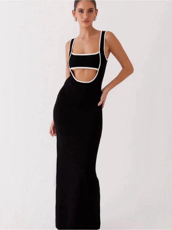 Peppermayo Dresses & Skirts - PEPPERMAYO Lost In Paris Knit Maxi Dress - New - Size M/L